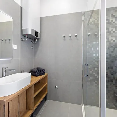 Appartement Luxury Two-Floor Apartment With Private Heated Pool On Terrace And Sea View 3